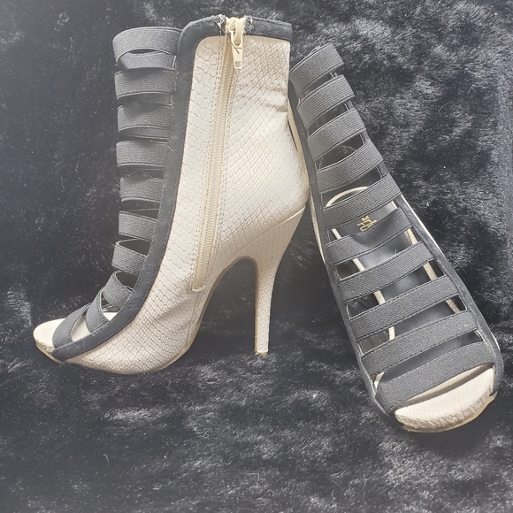 Charlotte Russe High Heels - Picture 2 of 2